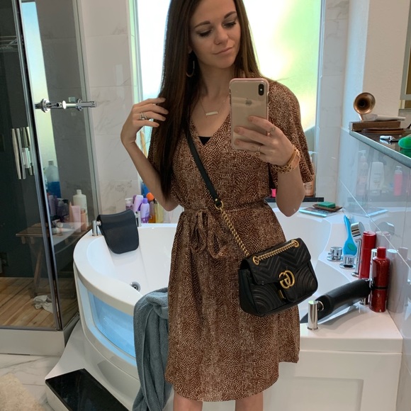 Gorgeous dress worn one time - Picture 2 of 2